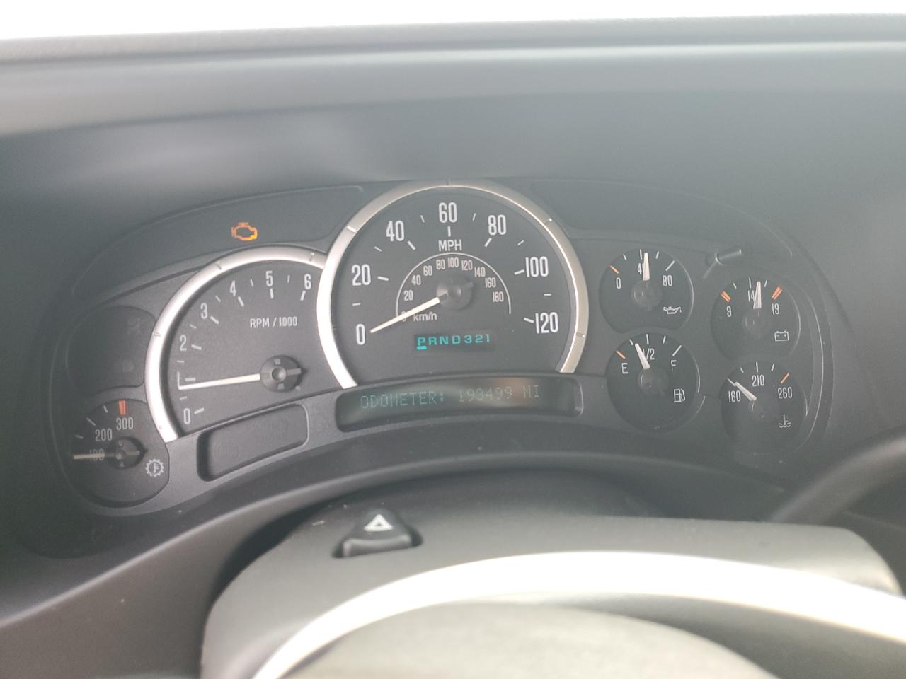 2004 Cadillac Escalade Luxury VIN: 1GYEK63N24R187800 Lot: 81438115