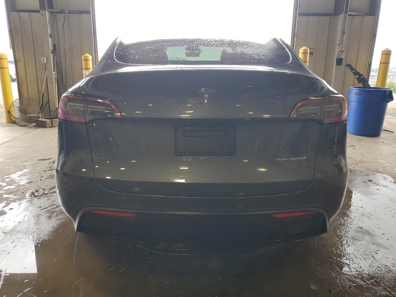 2023 Tesla Model Y VIN: 7SAYGDEE9PA179841 Lot: 82109685
