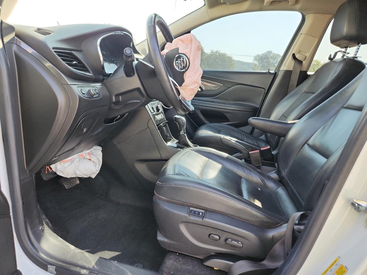 2018 Buick Encore Essence VIN: KL4CJCSB6JB522349 Lot: 81229625