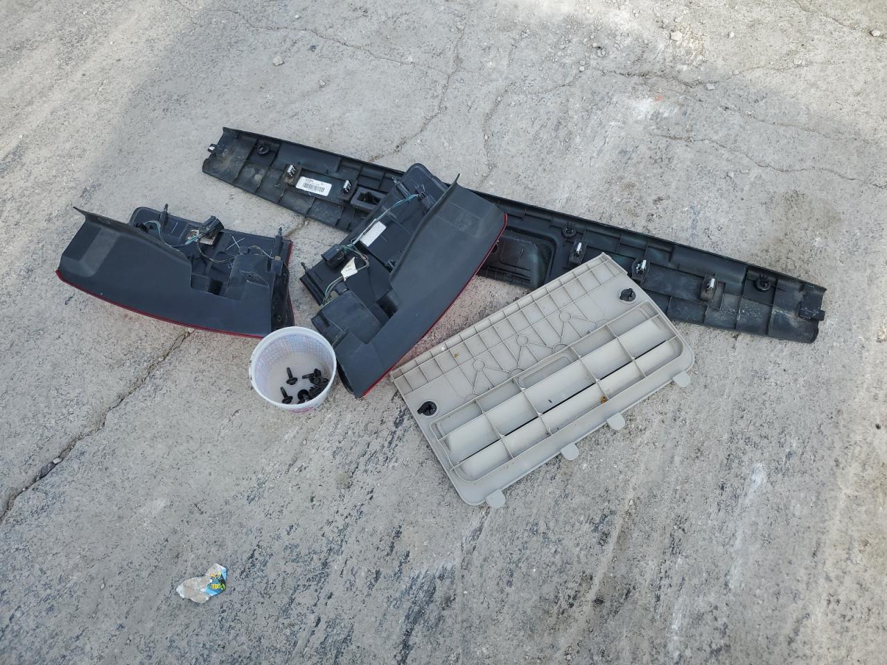 2017 Dodge Grand Caravan Sxt VIN: 2C4RDGCG1HR689948 Lot: 71618035