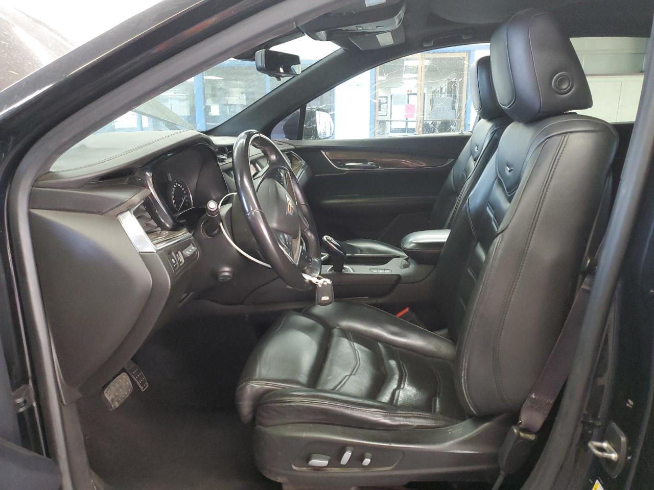 2017 Cadillac Xt5 Platinum VIN: 1GYKNFRSXHZ235640 Lot: 80913815