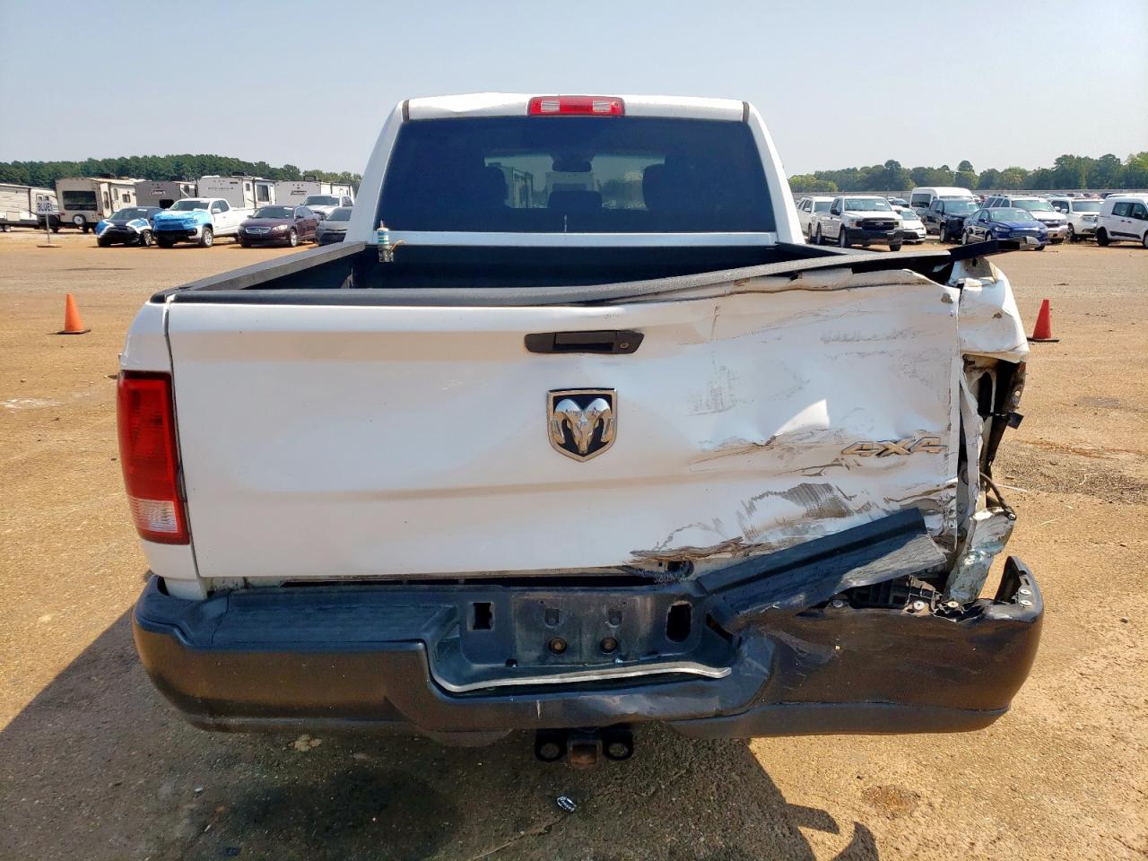 2016 Ram 1500 St VIN: 3C6RR7KTXGG296154 Lot: 80200675