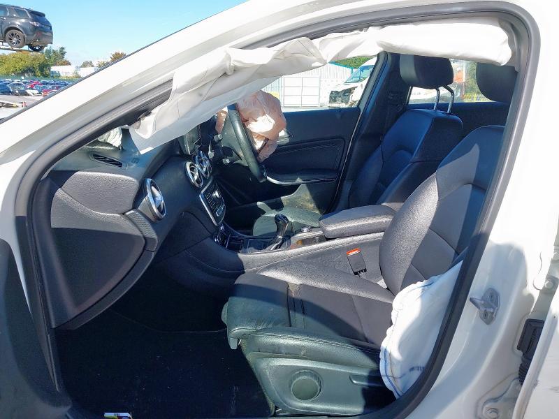 2017 MERCEDES-BENZ A 160 SE 