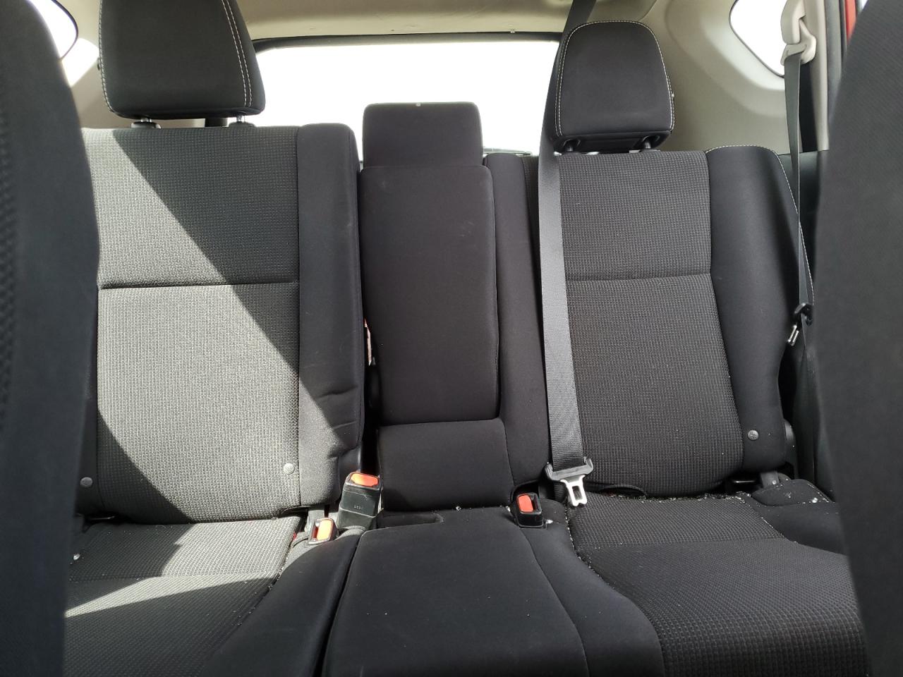 2017 Toyota Rav4 Xle VIN: 2T3WFREV2HW370925 Lot: 81615065