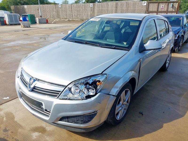 VAUXHALL ASTRA 2010