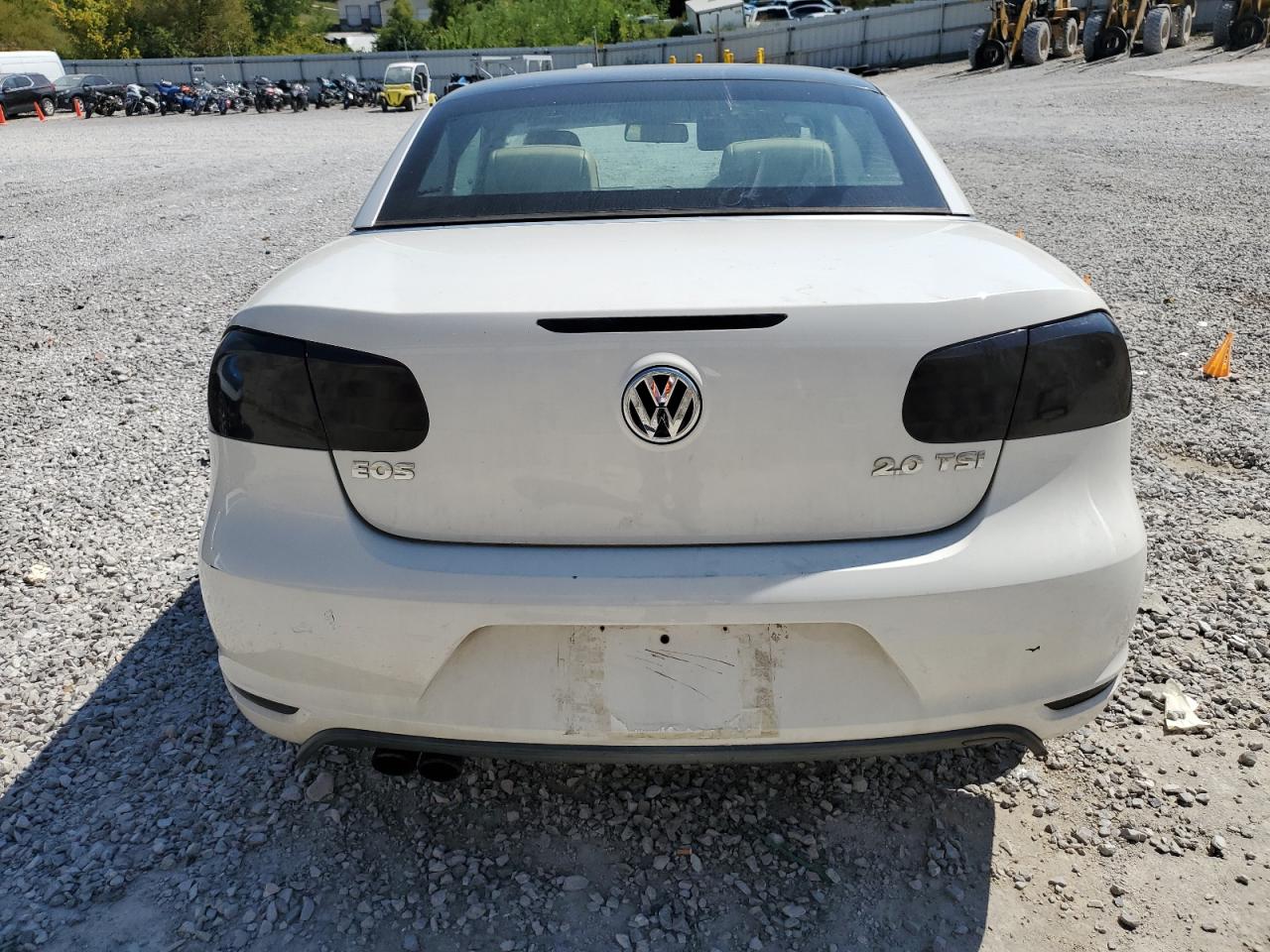 2013 Volkswagen Eos Komfort VIN: WVWBW8AH2DV007826 Lot: 80798235