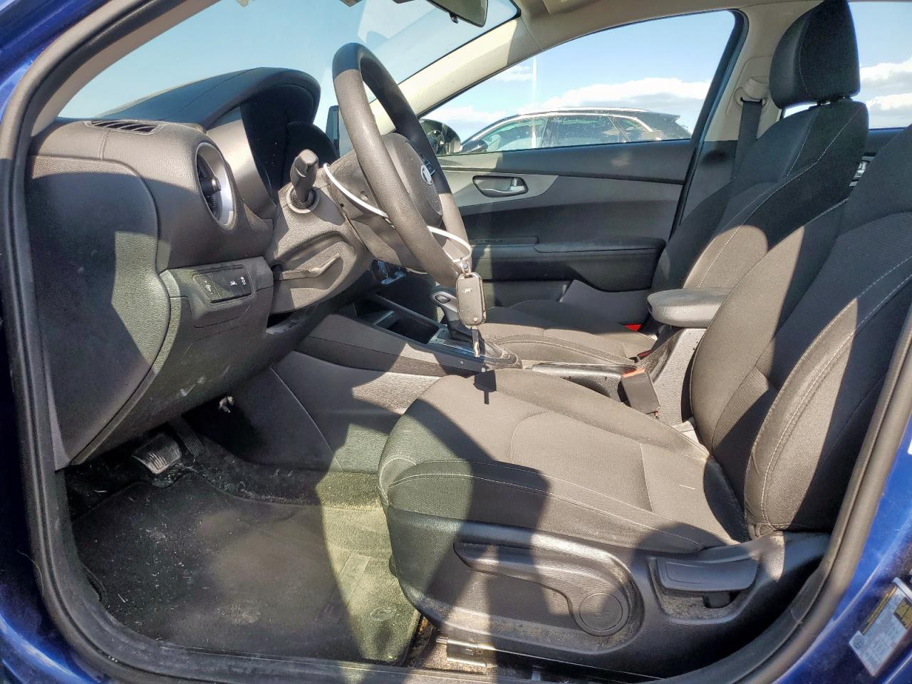 2021 Kia Forte Fe VIN: 3KPF24AD8ME377413 Lot: 84526305