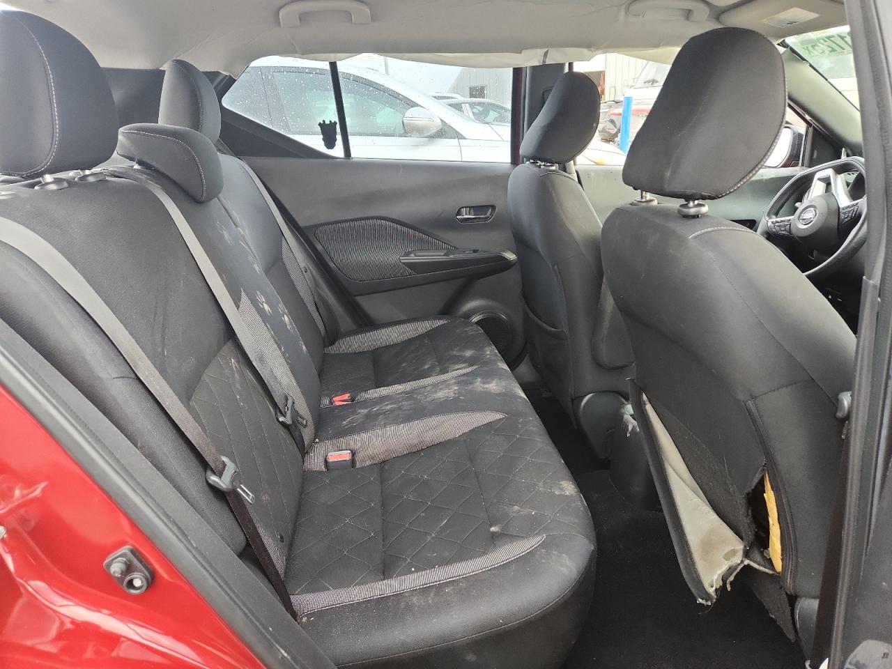 2019 Nissan Kicks S VIN: 3N1CP5CU3KL560852 Lot: 71821725