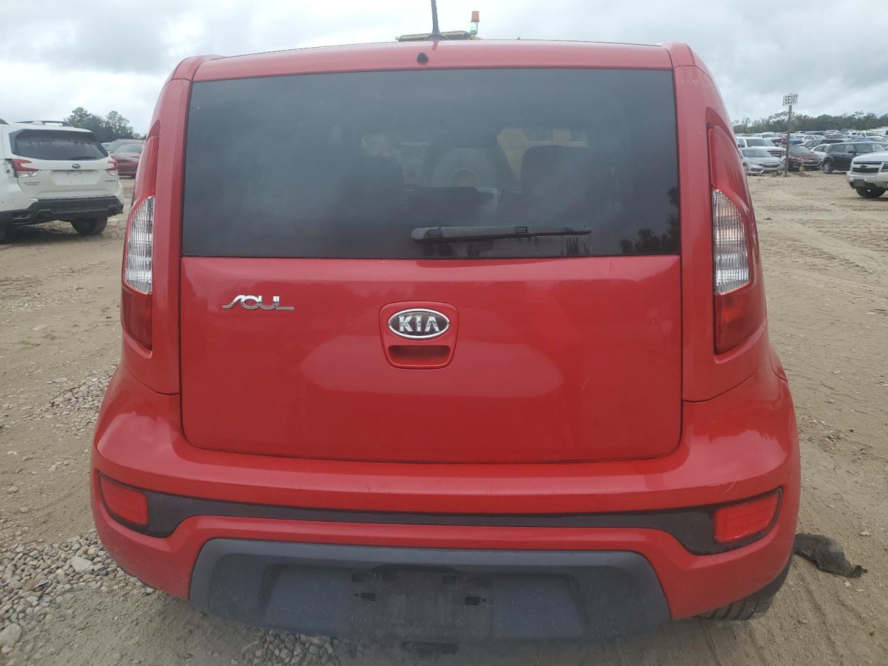 2012 Kia Soul + VIN: KNDJT2A60C7388787 Lot: 84023045