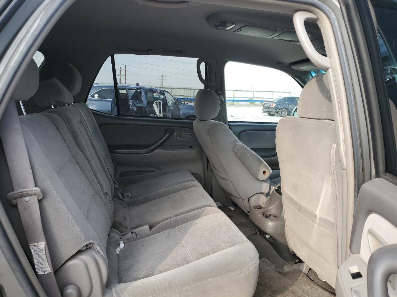 2006 Toyota Sequoia Sr5 VIN: 5TDBT44A06S258275 Lot: 70953775