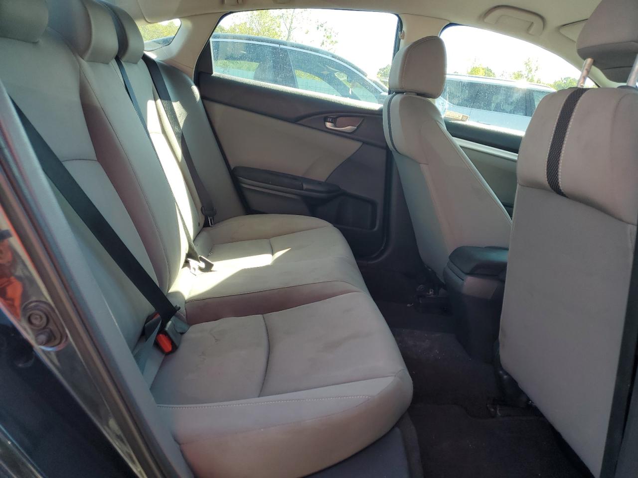 2019 Honda Civic Lx VIN: 2HGFC2F67KH563927 Lot: 80703805