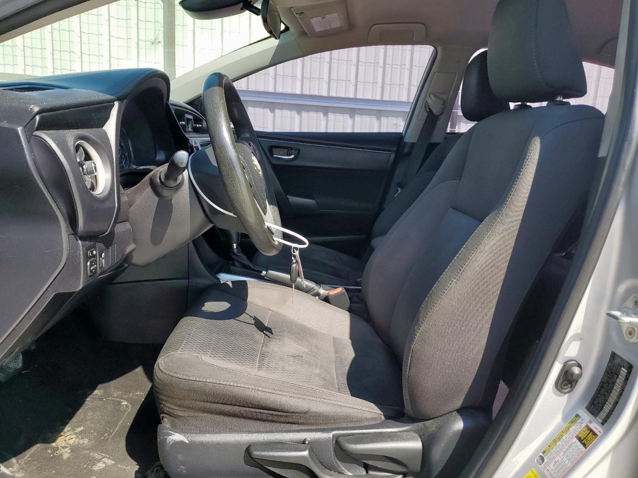 2017 Toyota Corolla L VIN: 2T1BURHE6HC904079 Lot: 83962265