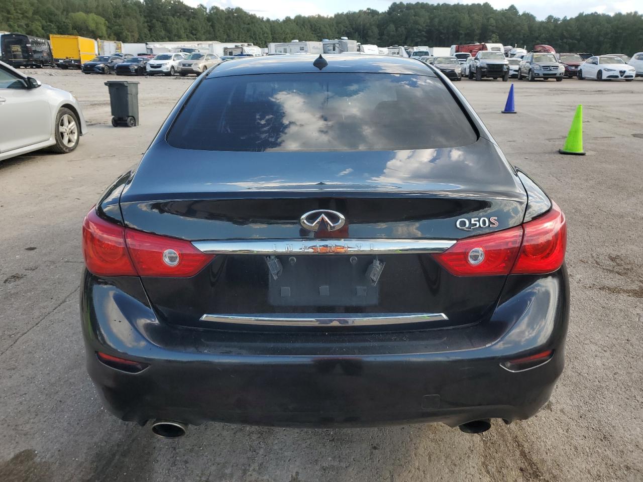 2015 Infiniti Q50 Base VIN: JN1BV7AP9FM332859 Lot: 84376215
