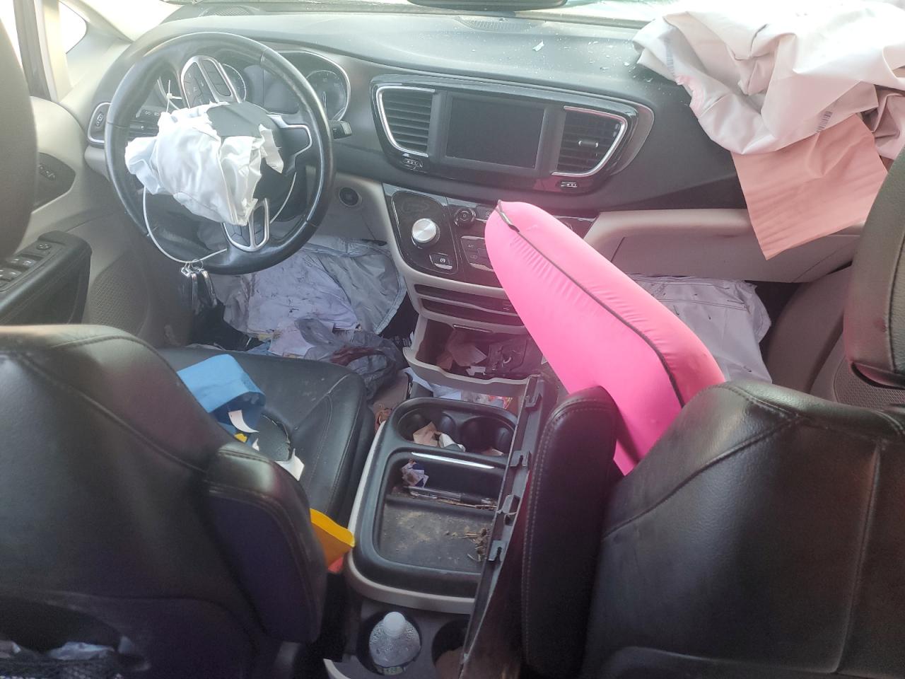 2020 Chrysler Pacifica Touring L VIN: 2C4RC1BG8LR271333 Lot: 81385515