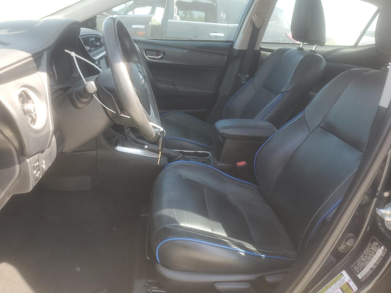 2018 Toyota Corolla L VIN: 5YFBURHE2JP752694 Lot: 80887455