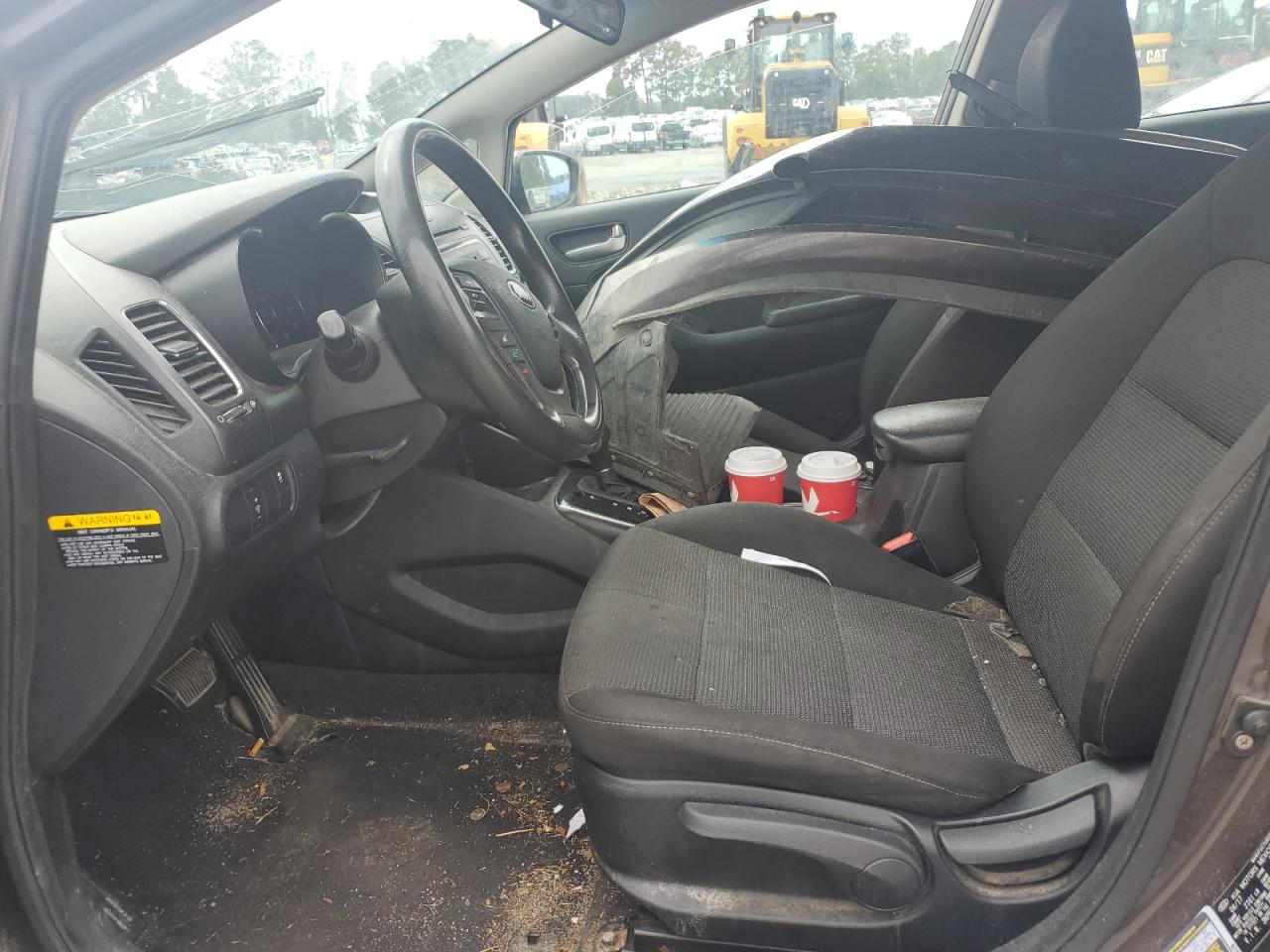 2017 Kia Forte Lx VIN: 3KPFK4A7XHE146156 Lot: 81957355