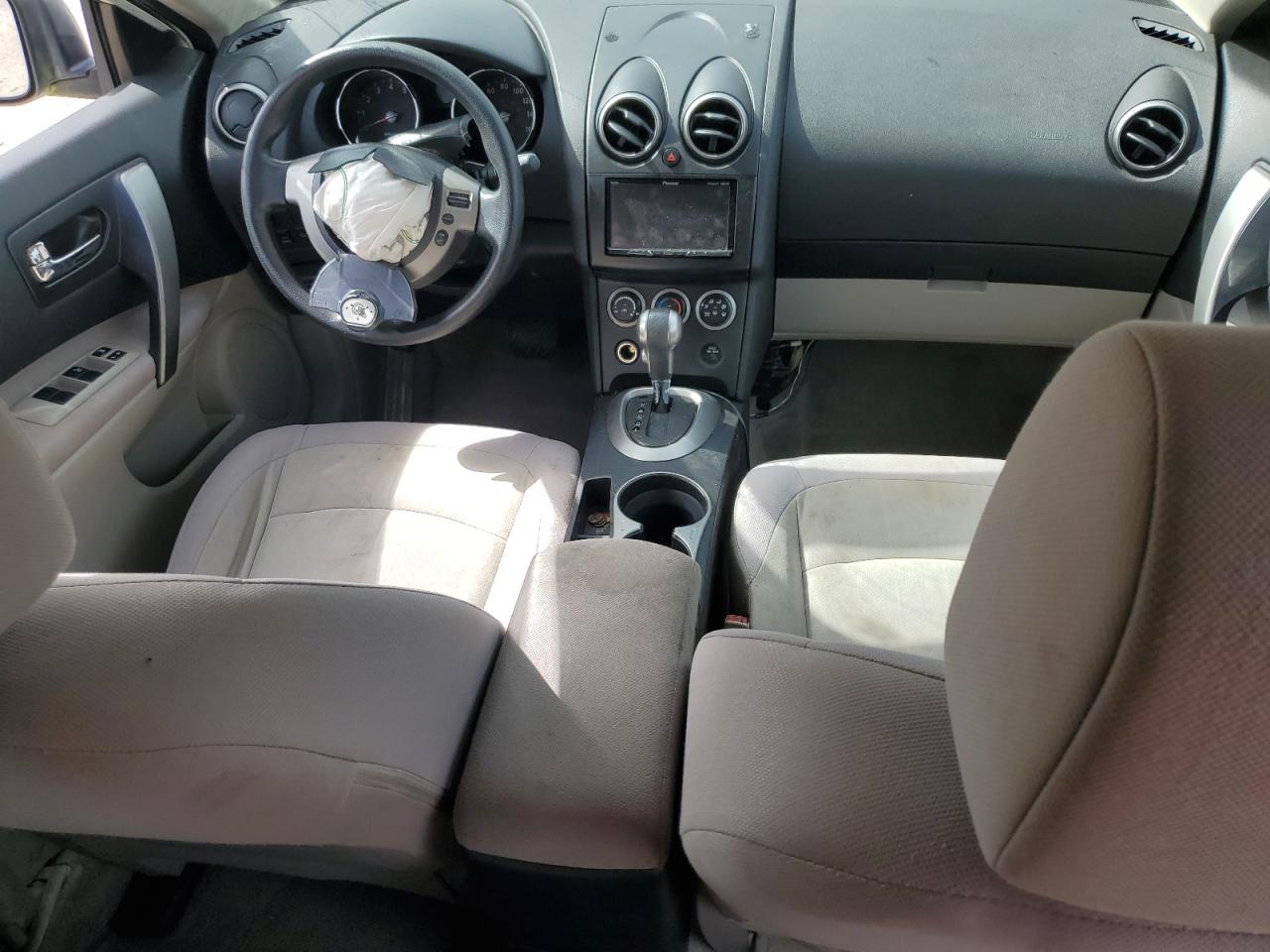 2010 Nissan Rogue S VIN: JN8AS5MV3AW107046 Lot: 81504425