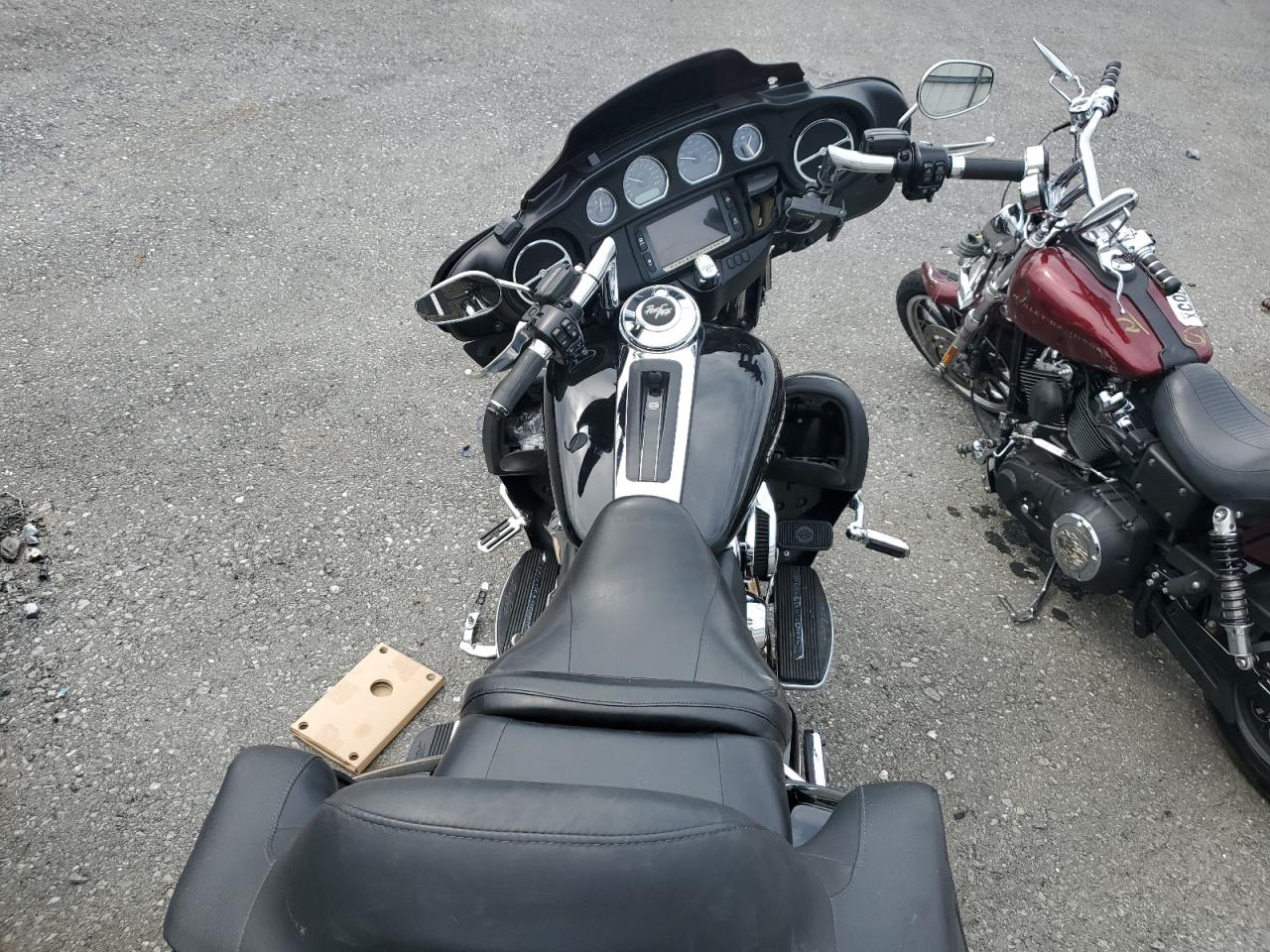 2018 Harley-Davidson Flhtcu Ultra Classic Electra Glide VIN: 1HD1FCC10JB672654 Lot: 80085135