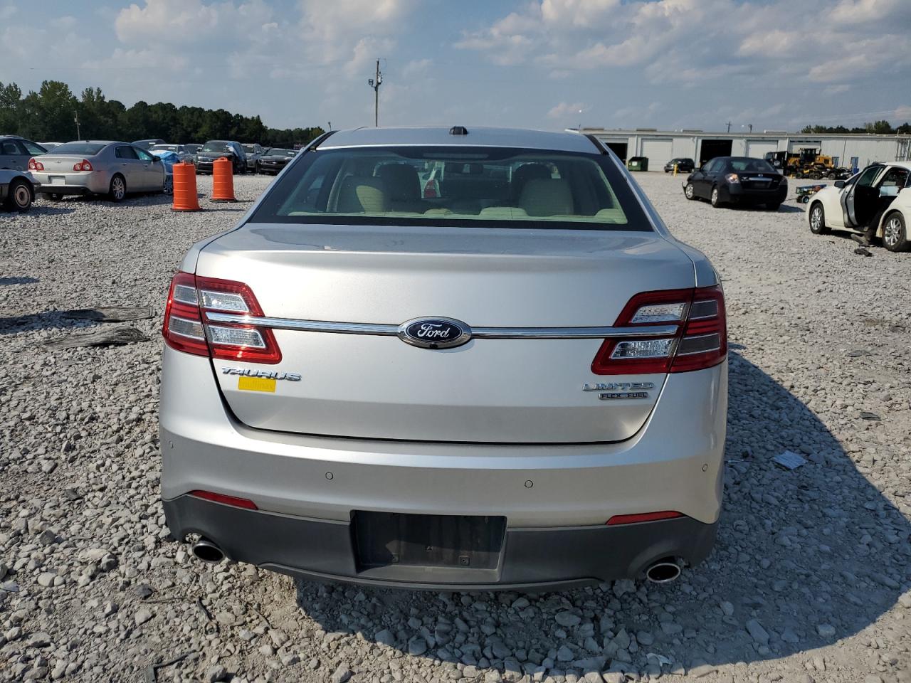 2017 Ford Taurus Limited VIN: 1FAHP2F81HG123595 Lot: 71133185