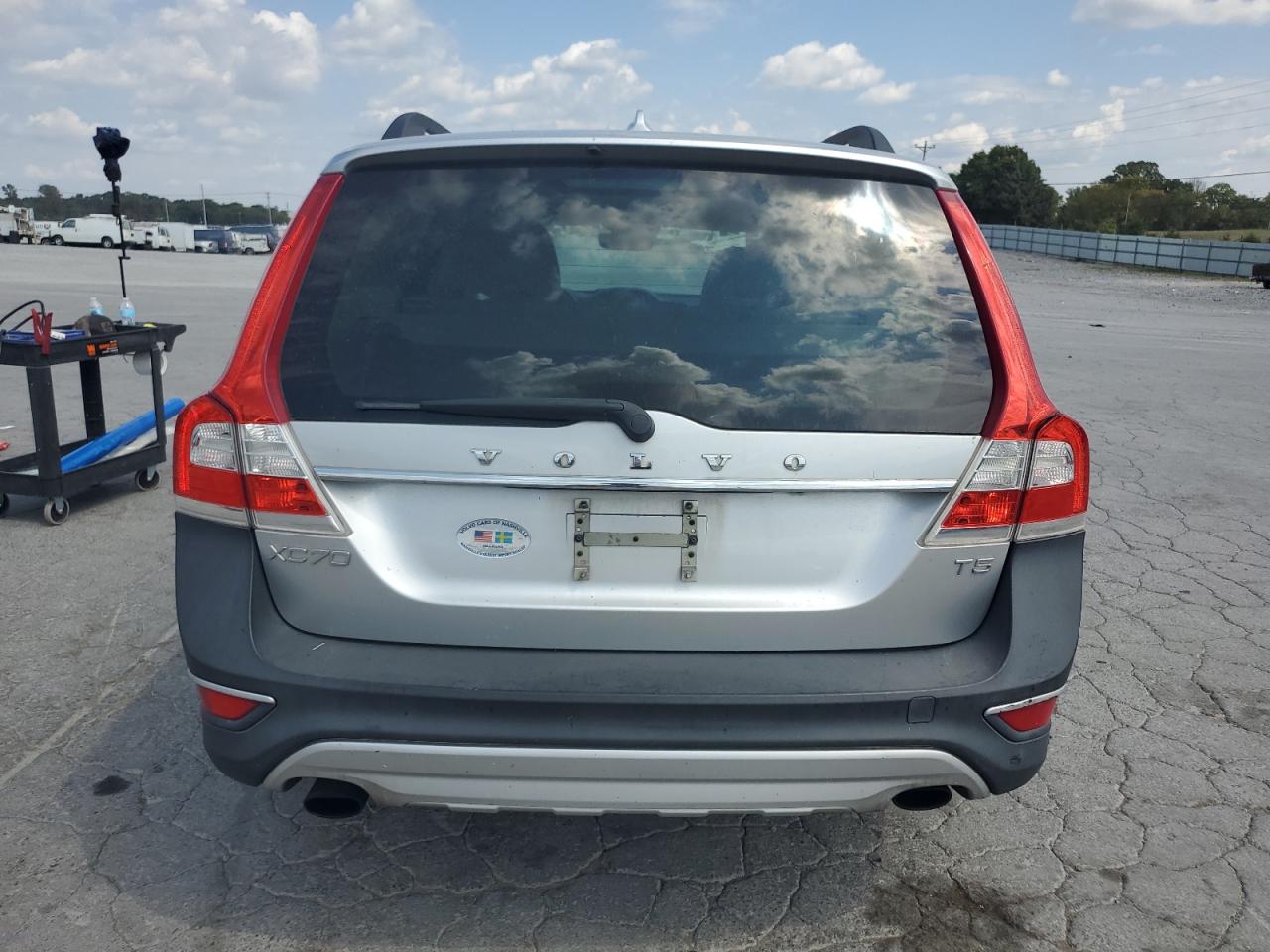 2015 Volvo Xc70 T5 Premier VIN: YV440MBK5F1221682 Lot: 71413315