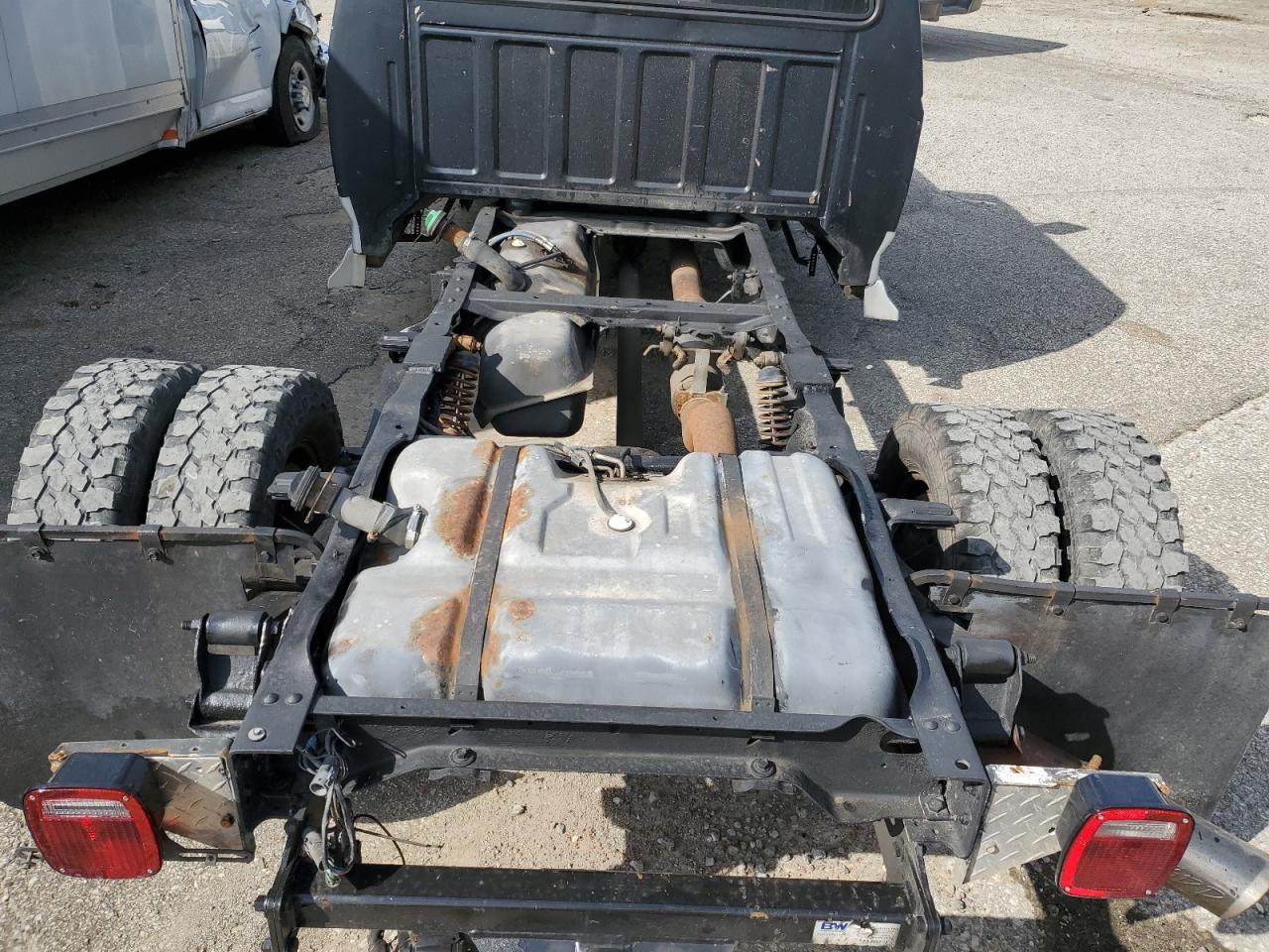 1995 Ford F350 VIN: 1FTJW35FXSEA11952 Lot: 81600895