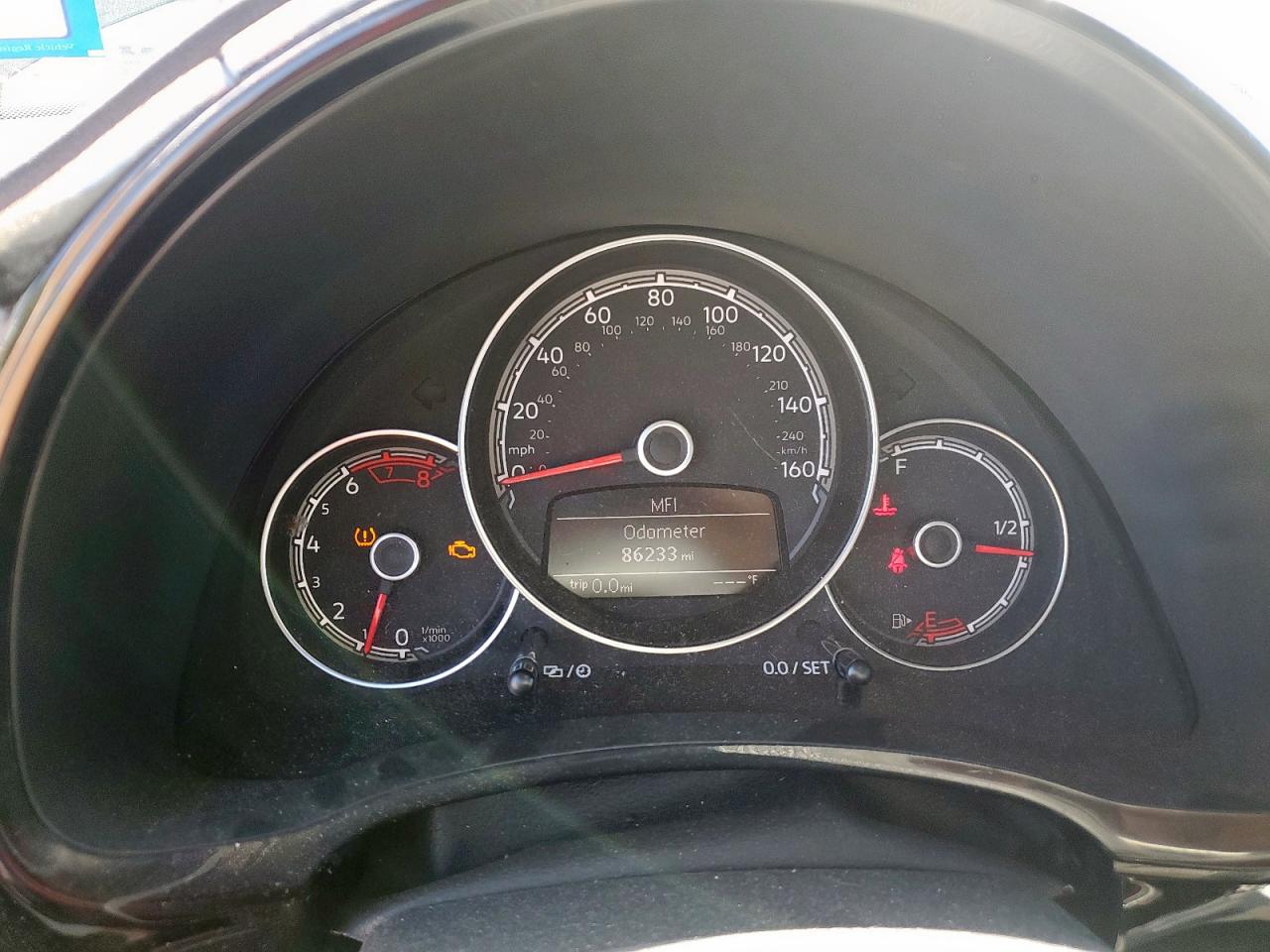 2017 Volkswagen Beetle 1.8T VIN: 3VWF17ATXHM611099 Lot: 84446885