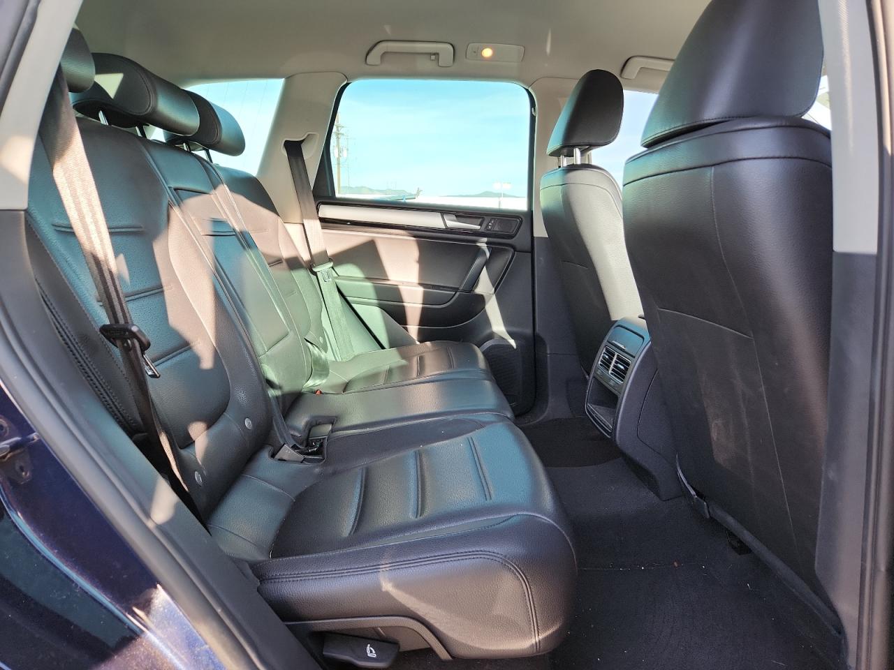 2012 Volkswagen Touareg V6 Tdi VIN: WVGFK9BP8CD001800 Lot: 81883285