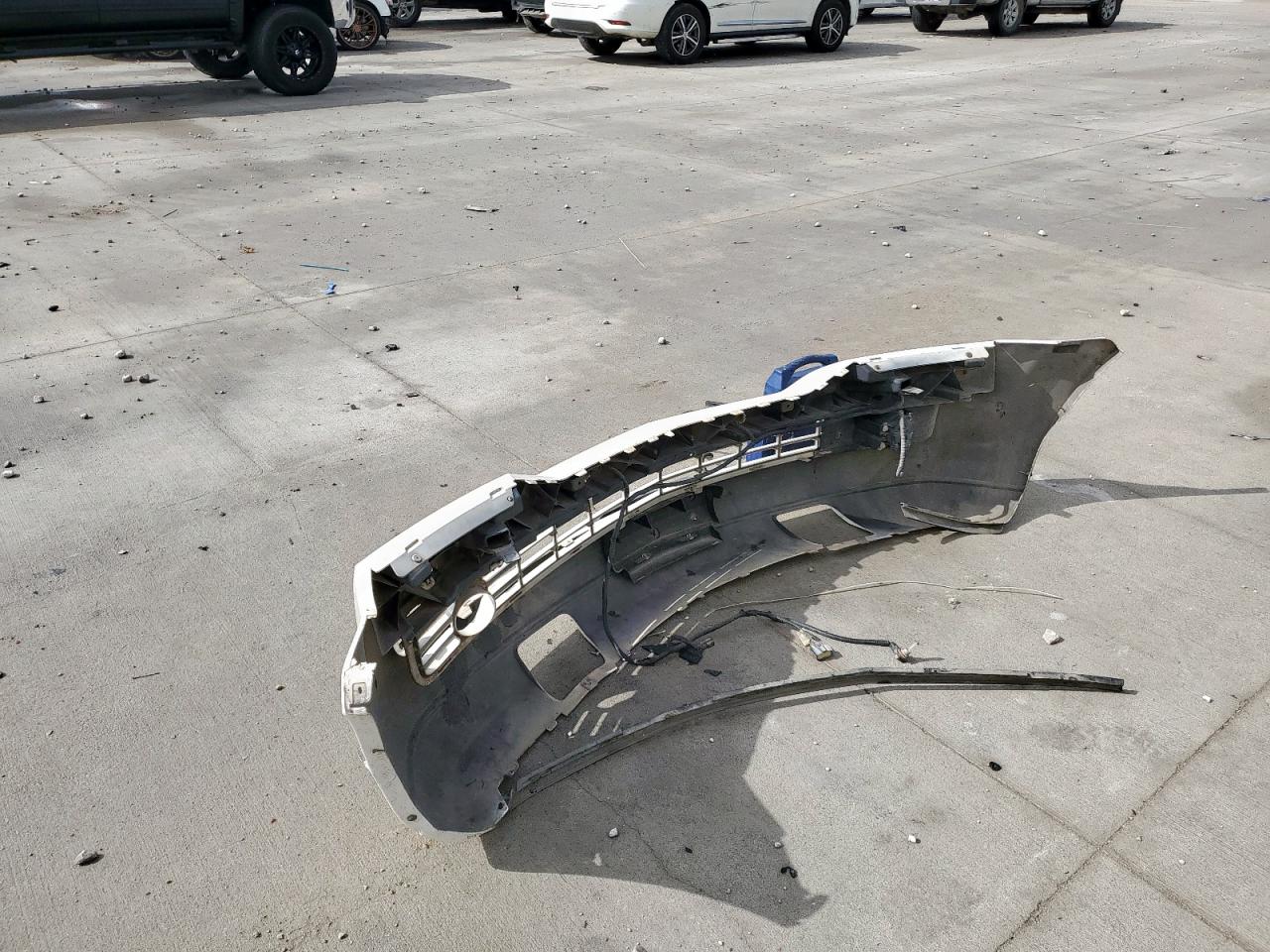 2011 Lincoln Navigator VIN: 5LMJJ2H52BEJ01570 Lot: 81738845