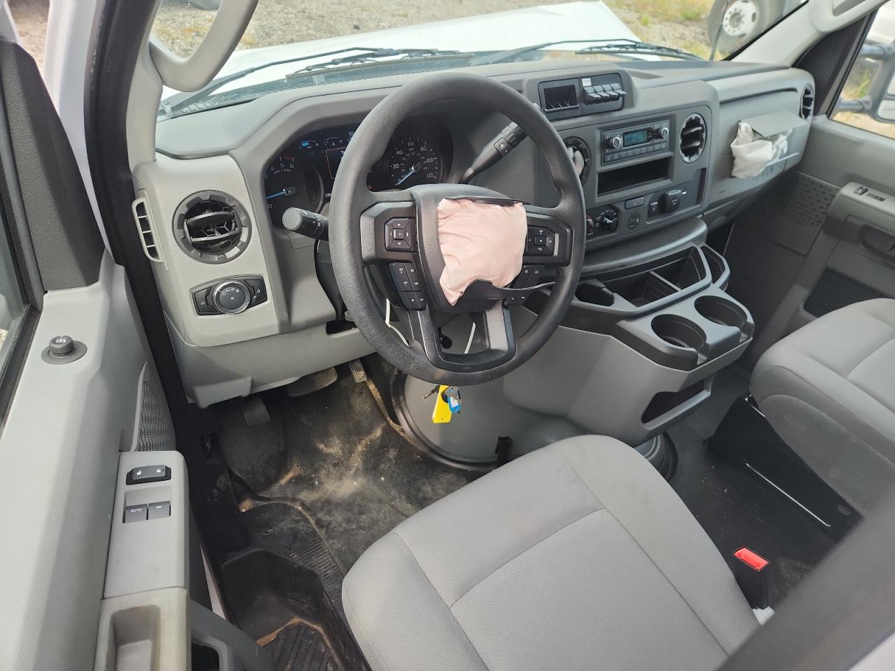2026 Ford Econoline E350 Super Duty Cutaway Van VIN: 1FDWE3FNXTDD10262 Lot: 70674295