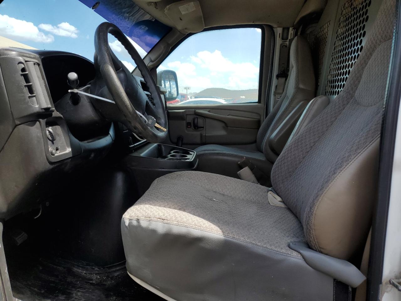 2006 Chevrolet Express G2500 VIN: 1GCGG252261153045 Lot: 71731245