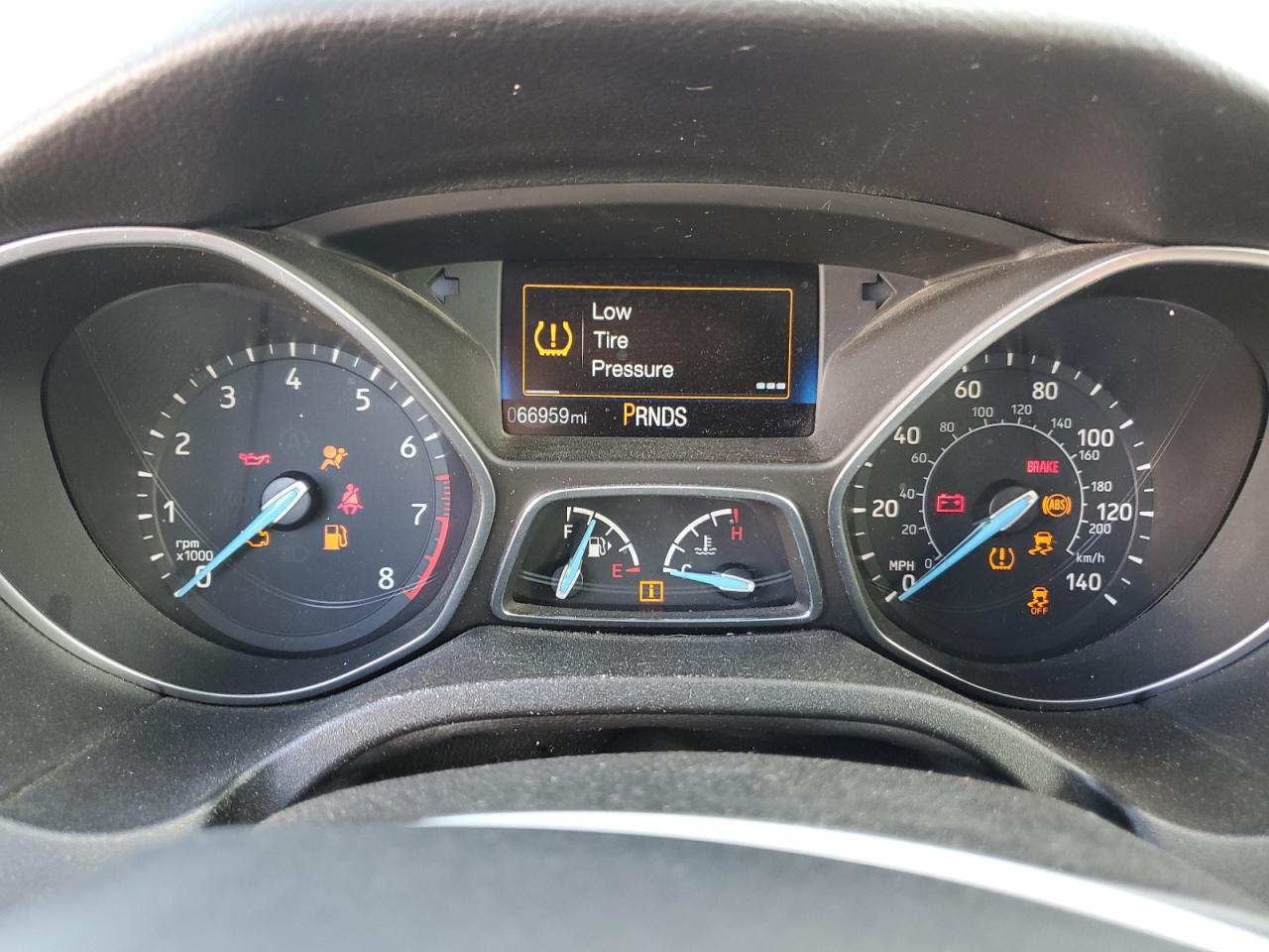 2017 Ford Focus Se VIN: 1FADP3FE6HL227310 Lot: 81876505