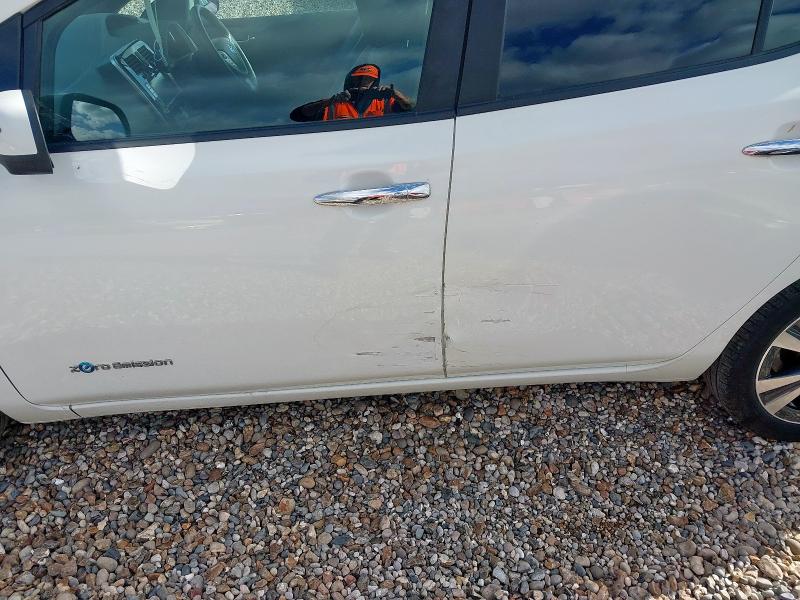 2017 NISSAN LEAF TEKNA 30KWH 