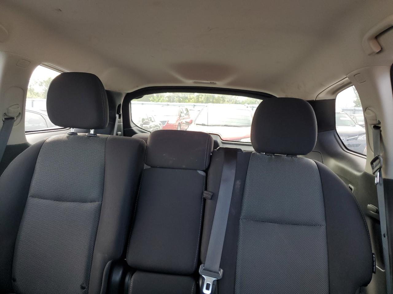 2019 Nissan Pathfinder S VIN: 5N1DR2MNXKC633661 Lot: 83798935