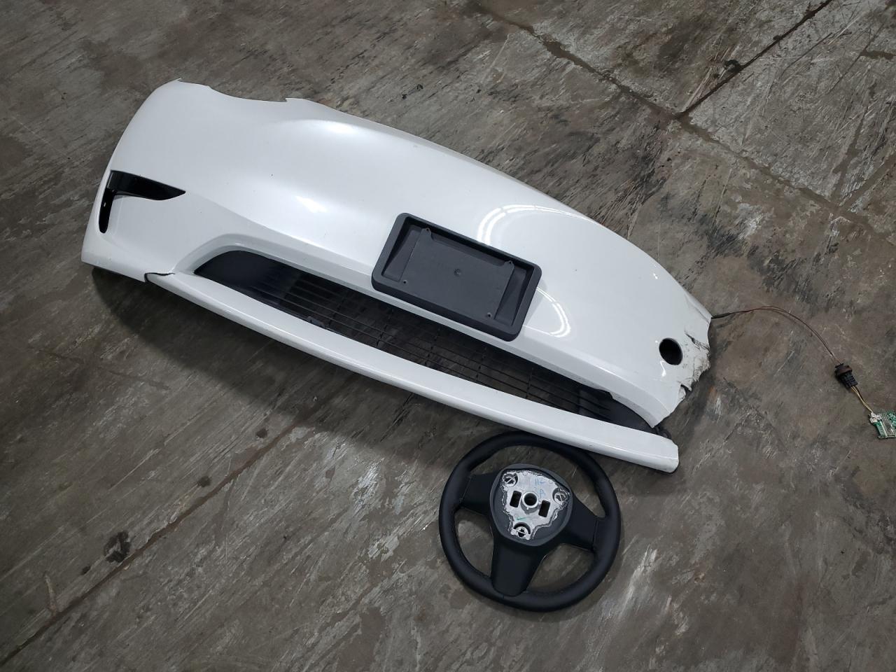 2023 Tesla Model Y VIN: 7SAYGDEF5PF807728 Lot: 81274505