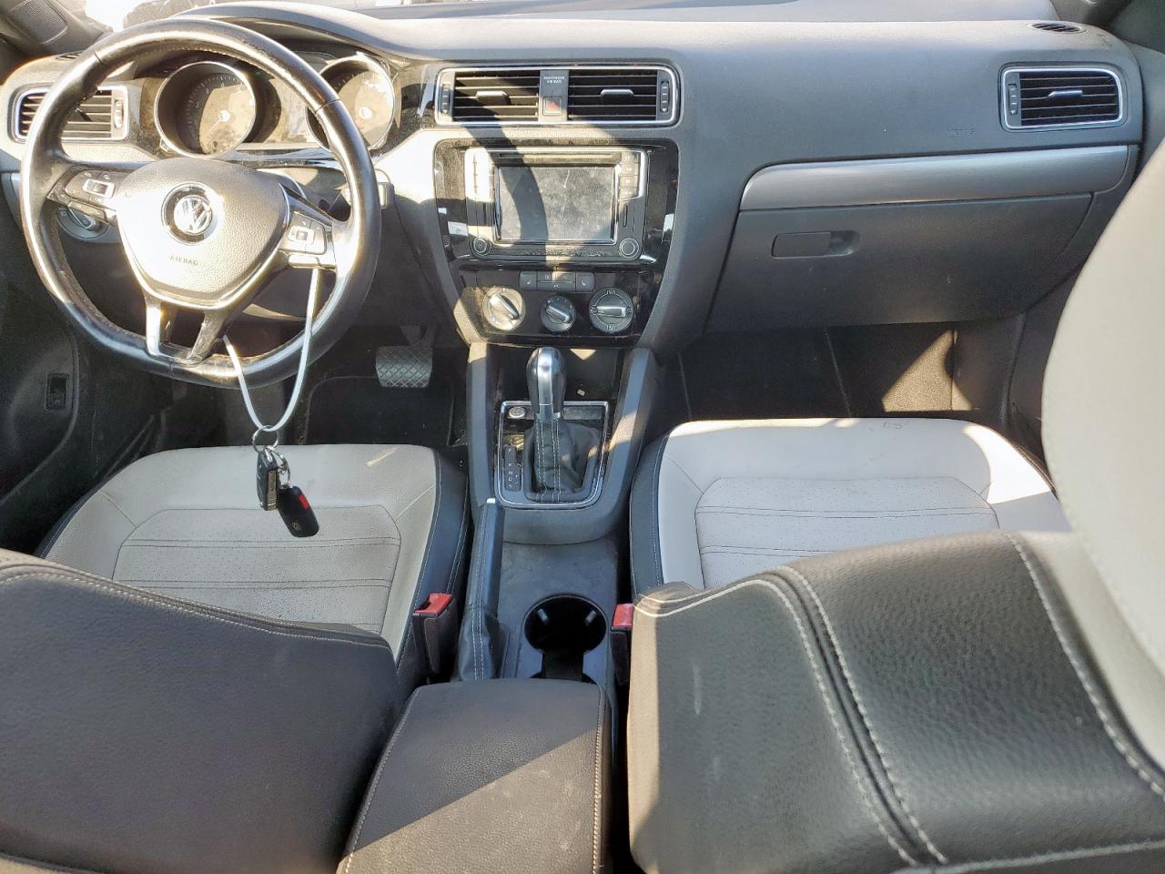 2016 Volkswagen Jetta Sport VIN: 3VWD17AJ9GM339942 Lot: 80926405