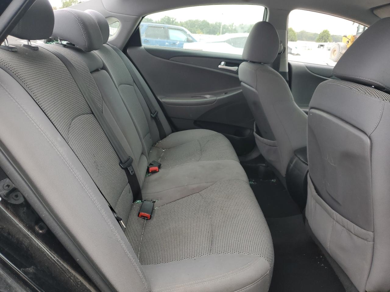 2011 Hyundai Sonata Gls VIN: 5NPEB4AC2BH270546 Lot: 81013955