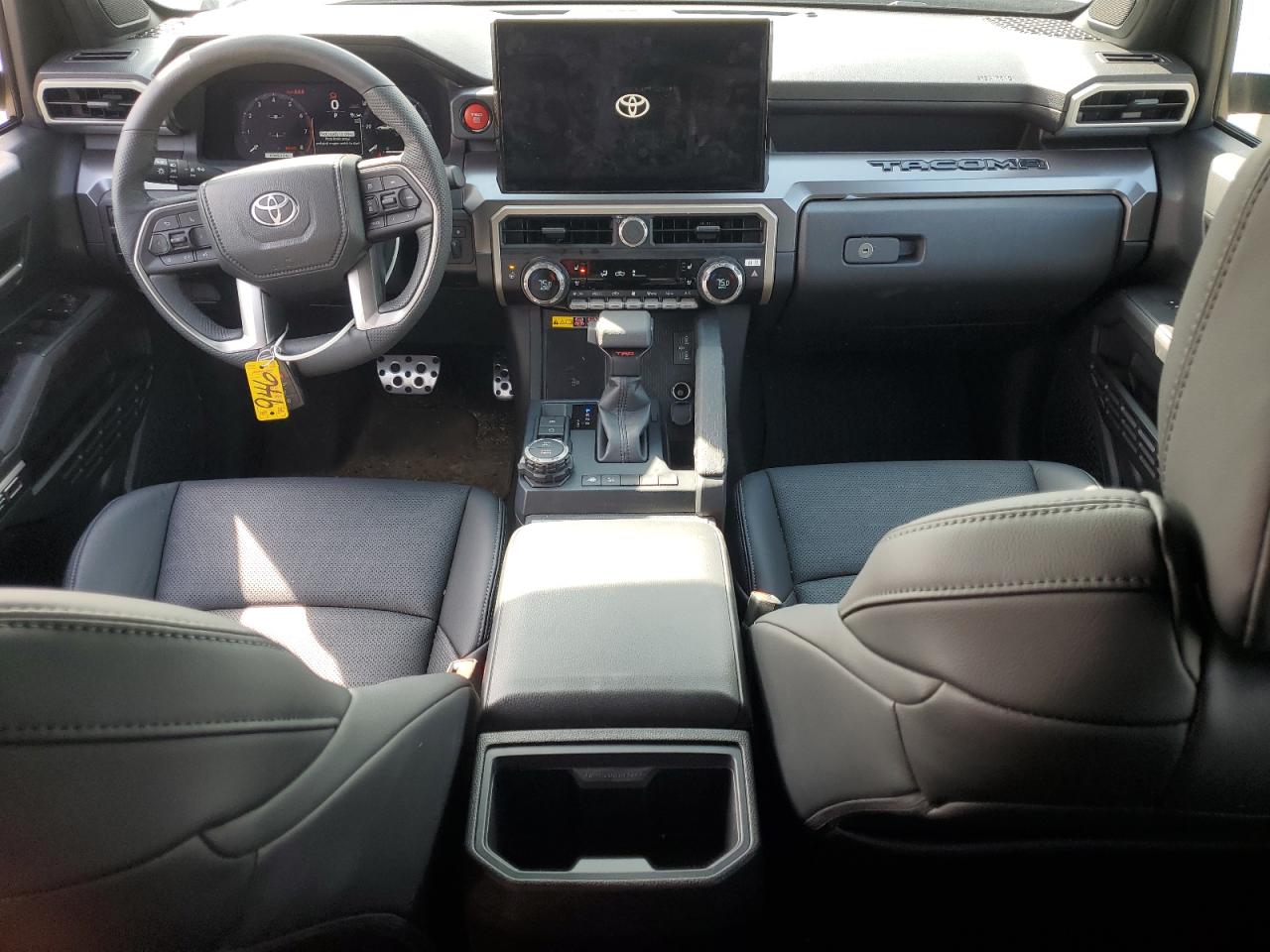 2025 Toyota Tacoma Double Cab VIN: 3TMLB5JN9SM137792 Lot: 80064475