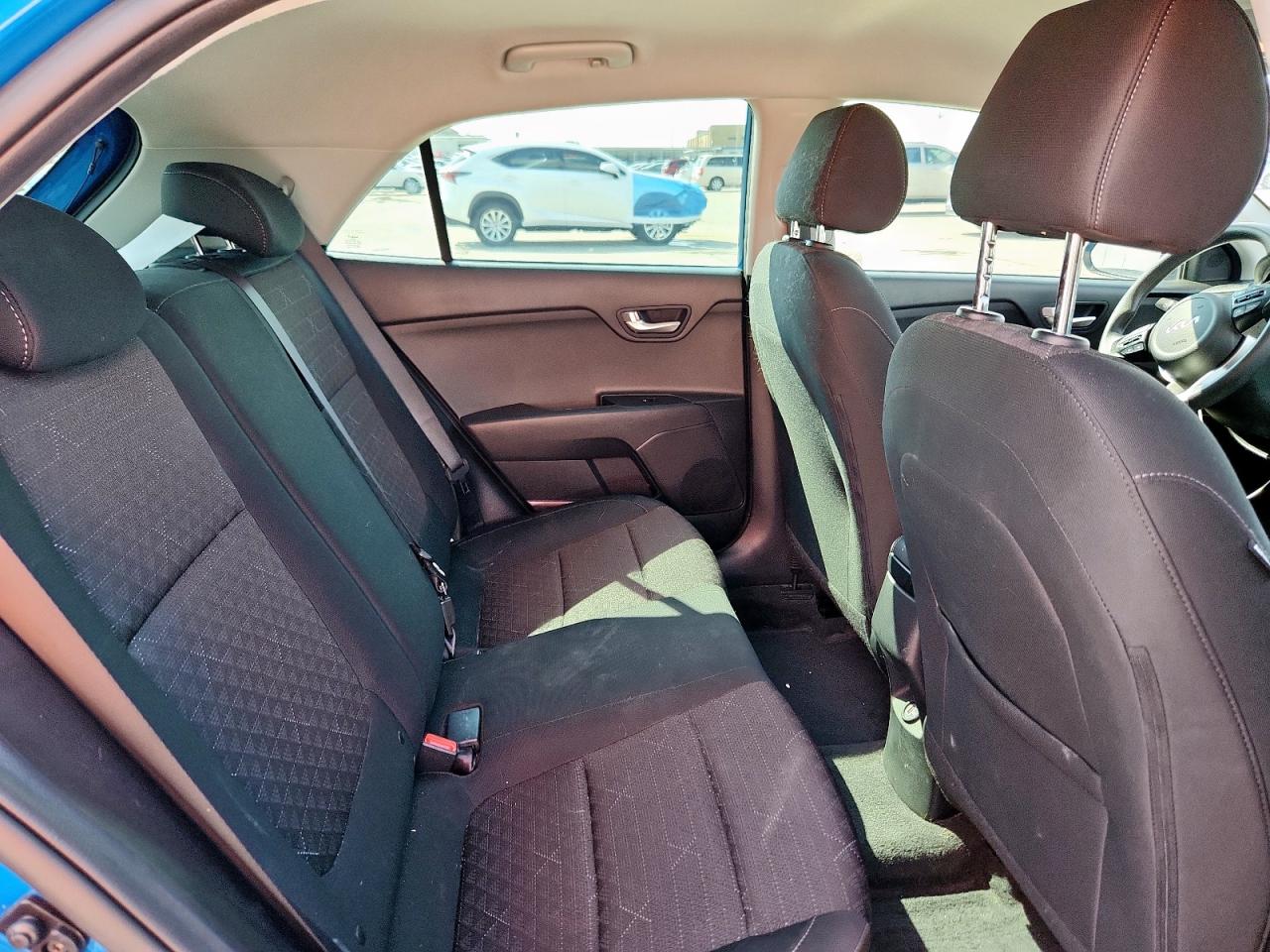 2022 Kia Rio S VIN: 3KPA25AD8NE500662 Lot: 80894295