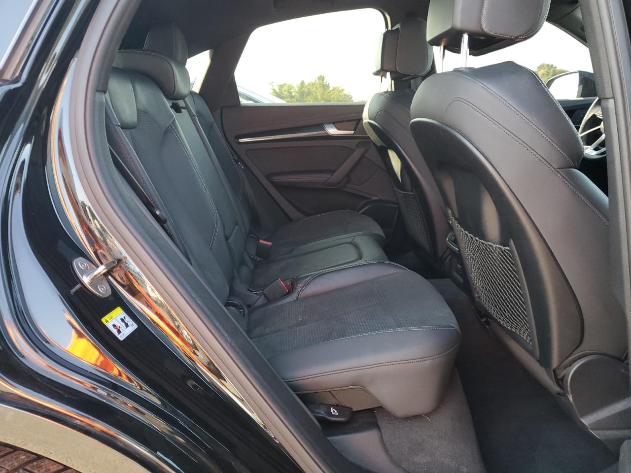 2022 Audi Sq5 Sportback Premium Plus VIN: WA124AFY9N2137105 Lot: 81024005