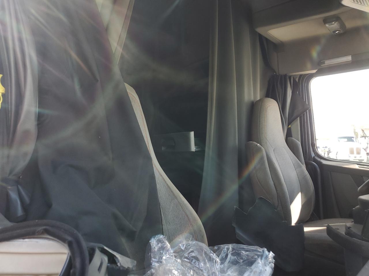 2019 Volvo Vnl Semi Truck VIN: 4V4NC9EH5KN201368 Lot: 84019995