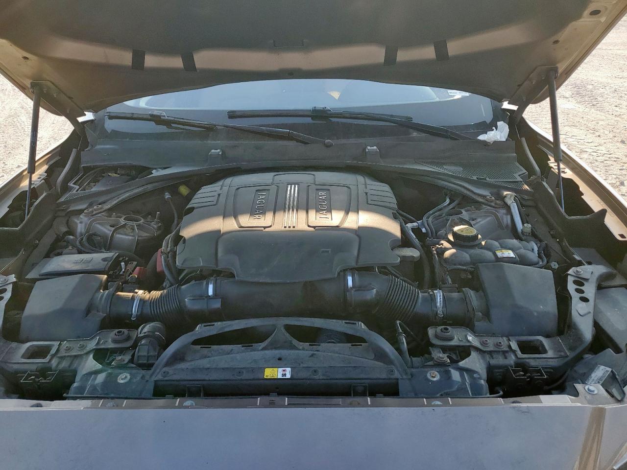 2017 Jaguar F-Pace Premium VIN: SADCJ2BV4HA083246 Lot: 80388635