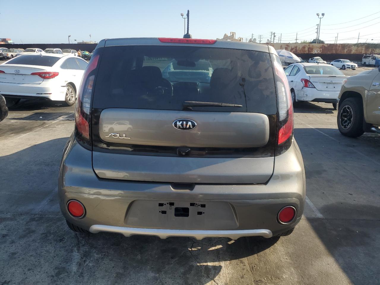 2018 Kia Soul + VIN: KNDJP3A52J7533794 Lot: 71745735