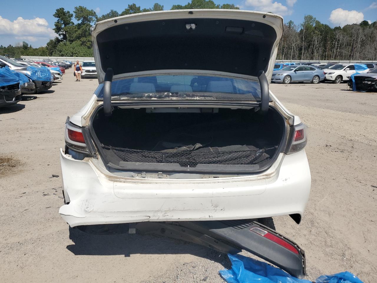 2017 Hyundai Sonata Hybrid VIN: KMHE24L19HA050909 Lot: 72036425