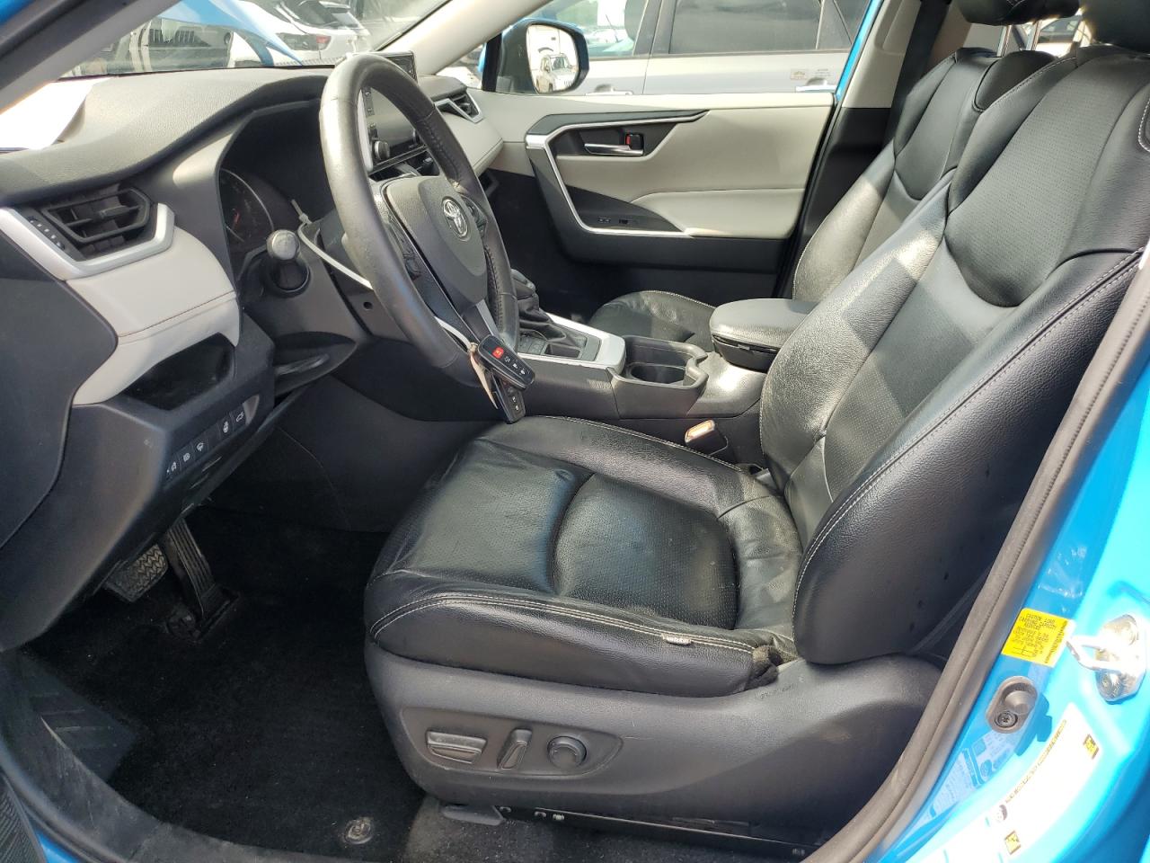 2021 Toyota Rav4 Xle VIN: 2T3P1RFV1MW147965 Lot: 81687455