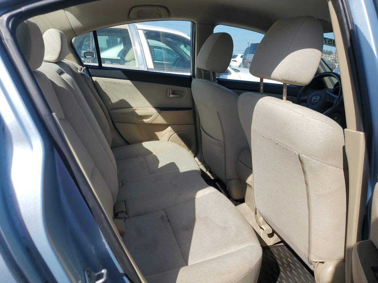 2008 Mazda 3 I VIN: JM1BK32G581842725 Lot: 70913575