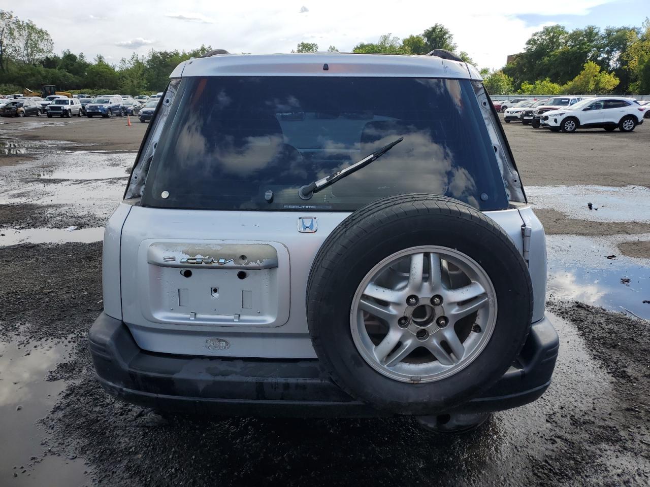 1998 Honda Cr-V Lx VIN: JHLRD1843WC056257 Lot: 72054745