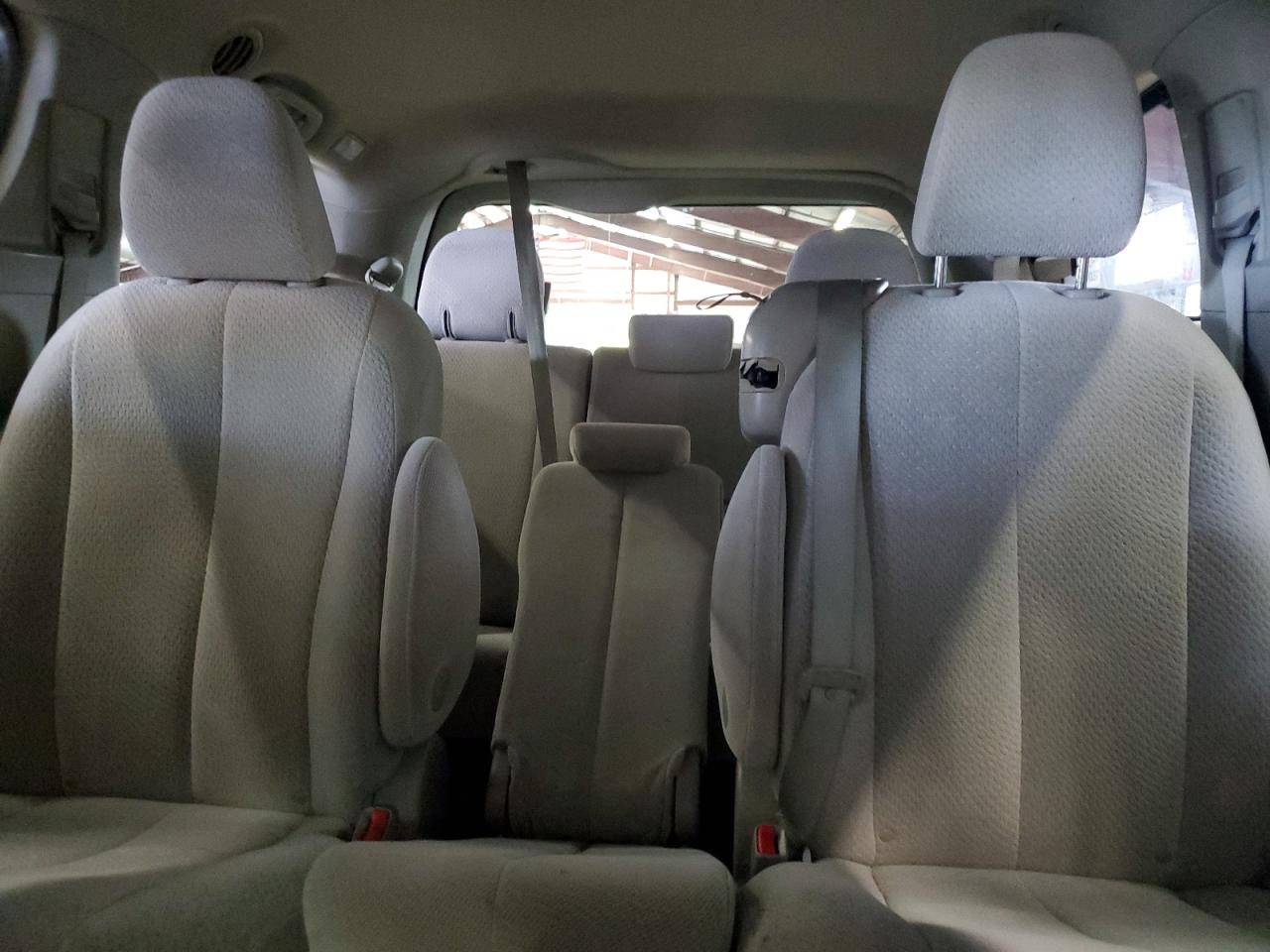 2012 Toyota Sienna Le VIN: 5TDKK3DCXCS264952 Lot: 80400555