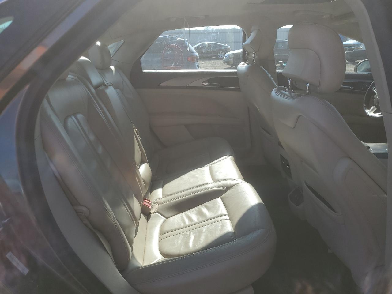 2017 Lincoln Mkz Select VIN: 3LN6L5D94HR656832 Lot: 71696705