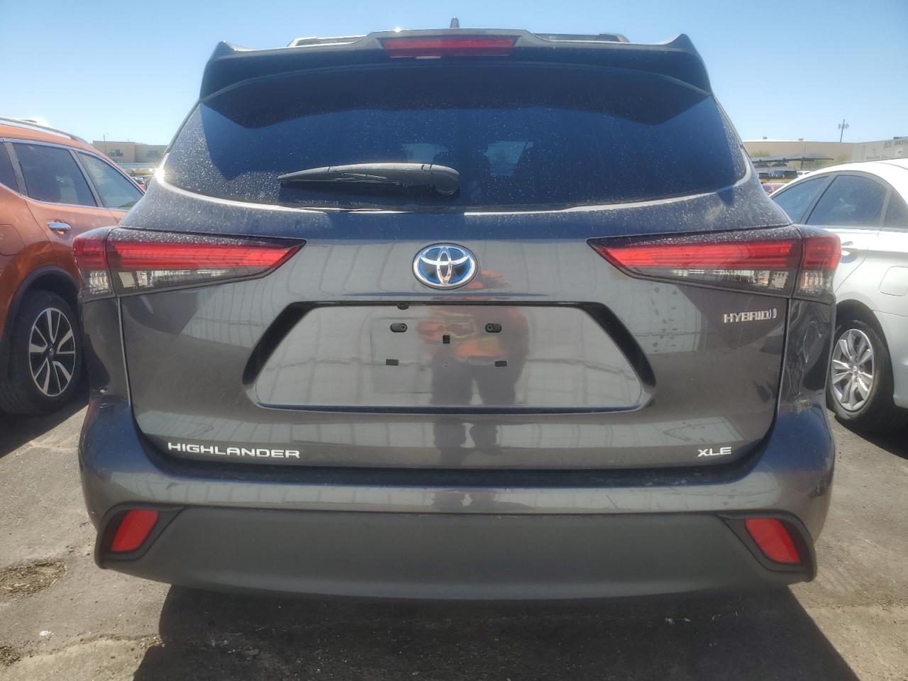 2021 Toyota Highlander Hybrid Xle VIN: 5TDHARAH4MS504532 Lot: 71889945