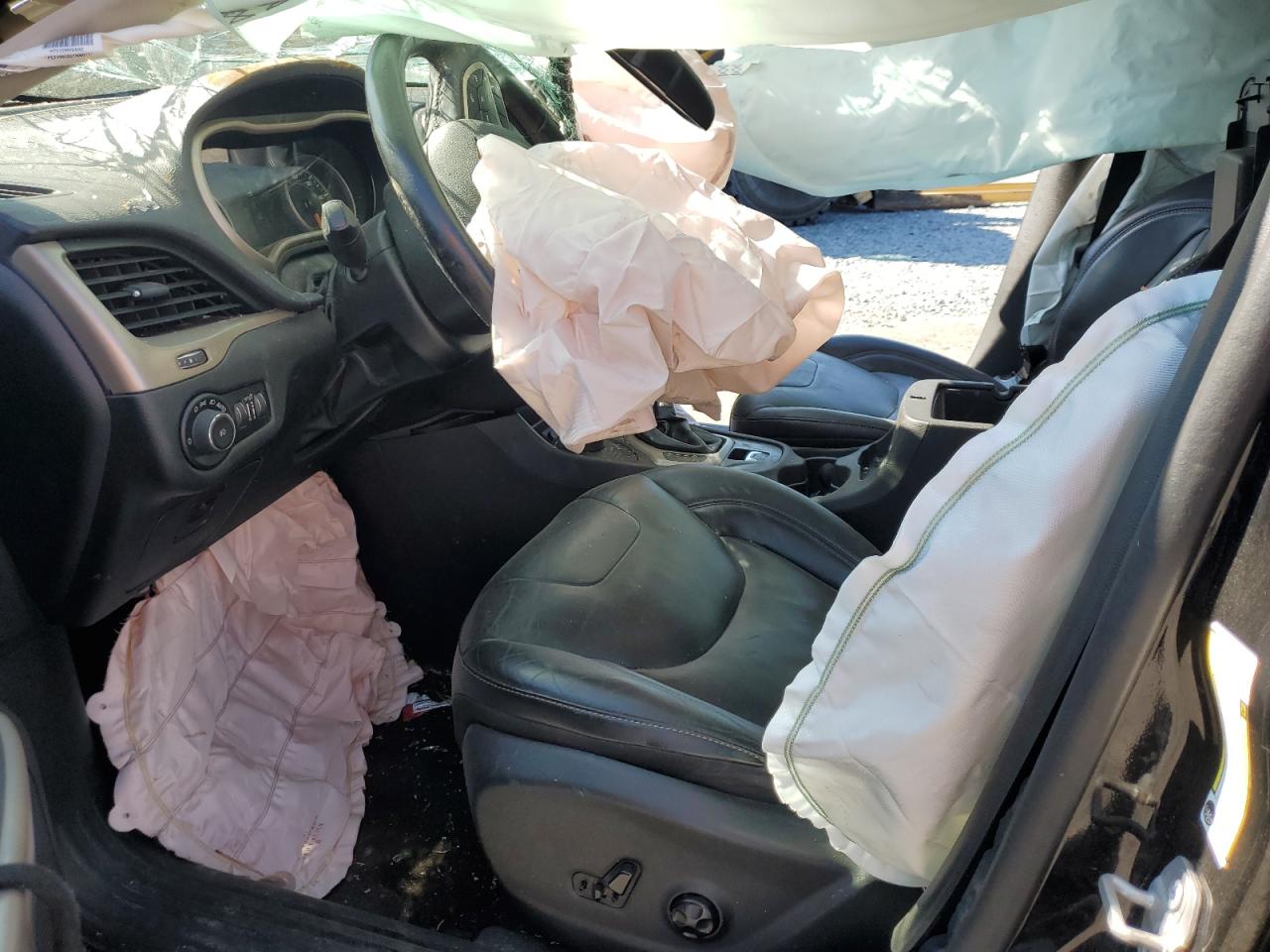 2017 Jeep Cherokee Limited VIN: 1C4PJMDS2HW651685 Lot: 71811905